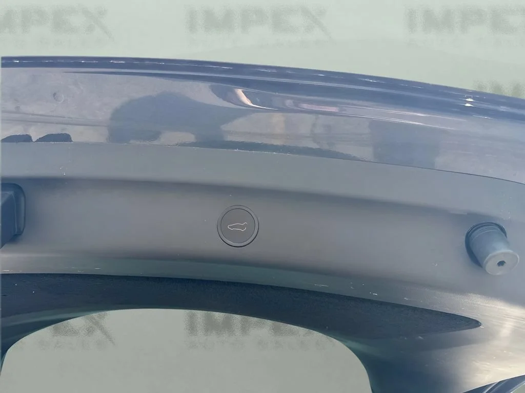 Used 2024  Tesla Long Range image 29