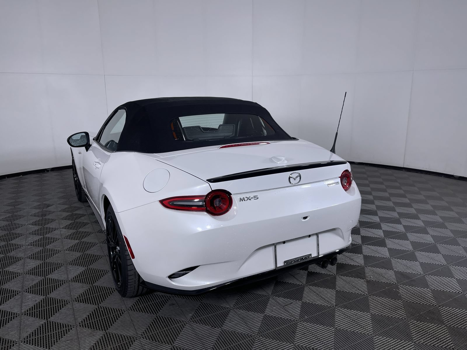 New 2026 Snowflake White Pearl Mazda Club image 22