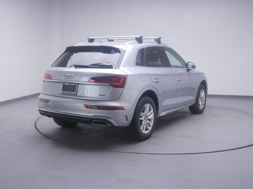 Used 2024 Silver Metallic Audi S line Premium image 8