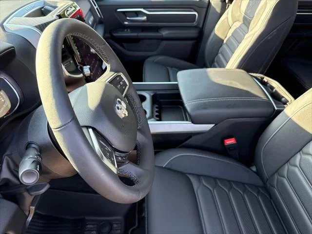 New 2026 Diamond Black Crystal Pearl-Coat Exterior Paint RAM LONE STAR image 19