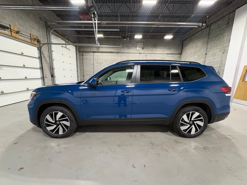 New 2026 Blue Volkswagen SE w/Technology image 2