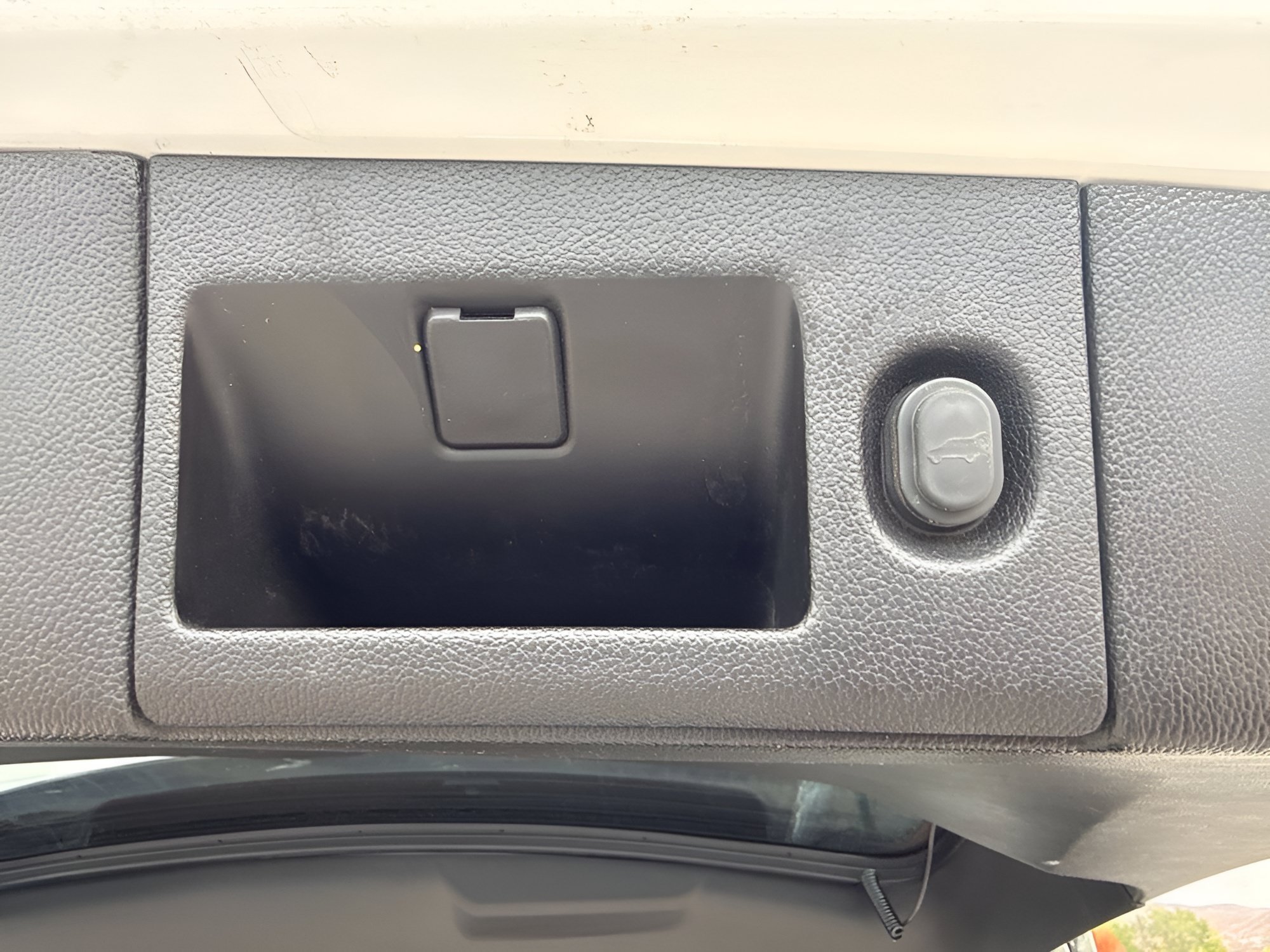 Used 2019 Summit White GMC SLT image 13
