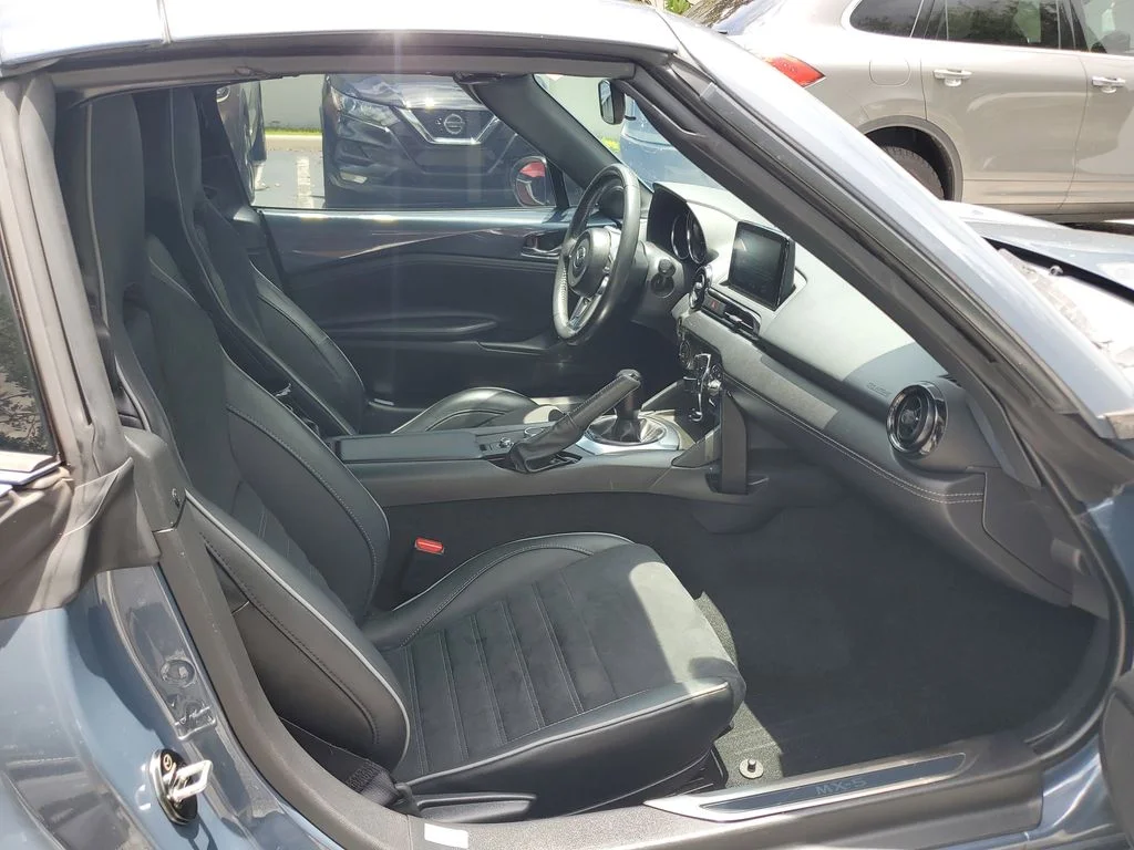 Used 2021 Gray Mazda Club image 15