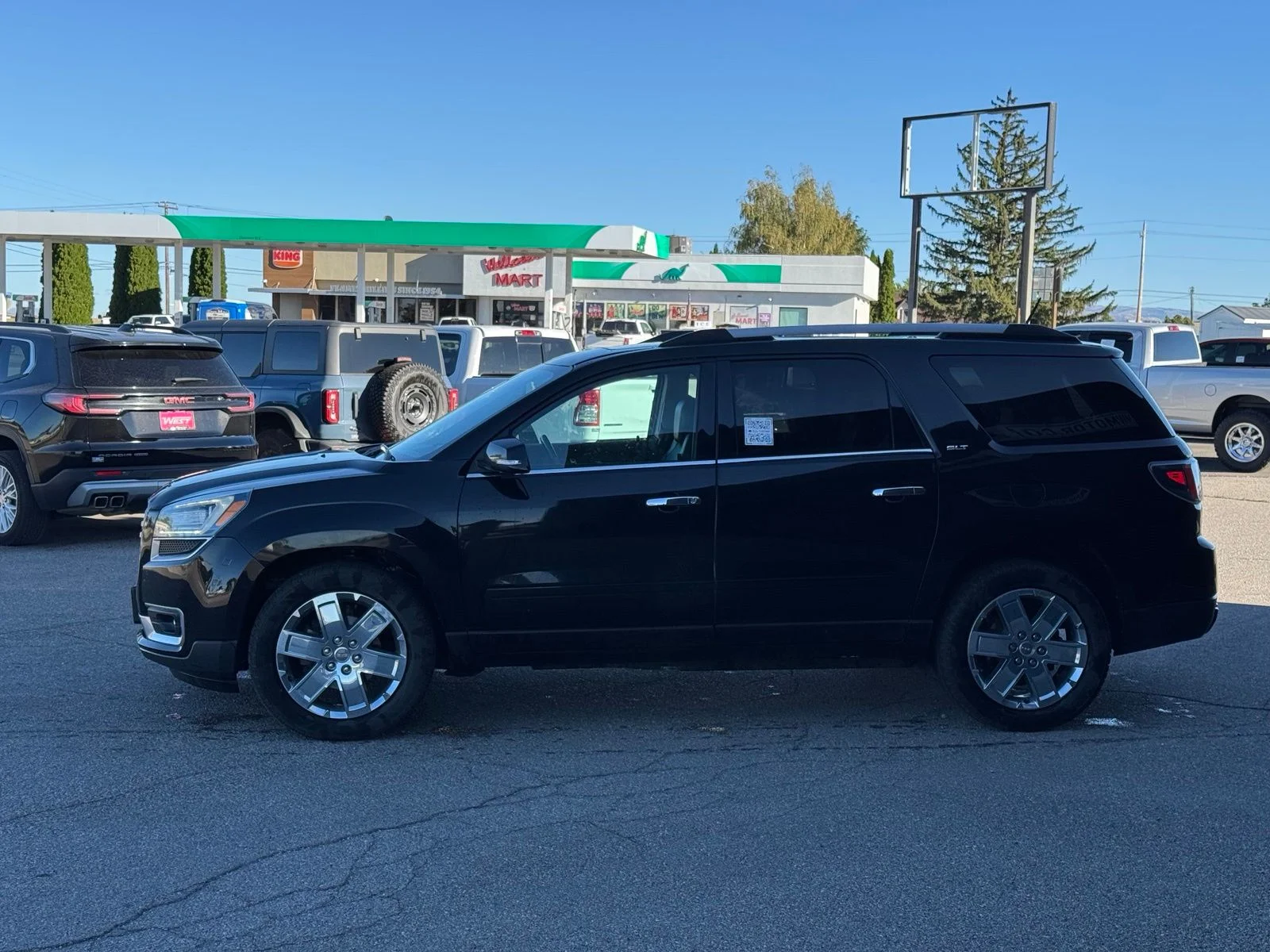 Used 2017 Black GMC Limited image 5