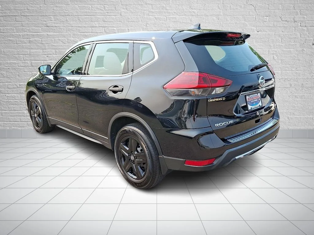 Certified Used 2020 Magnetic Black Nissan S image 6