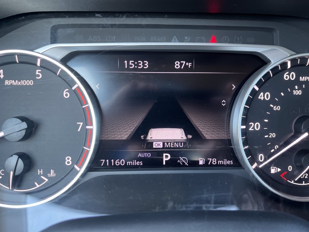 Used 2024 Gray Nissan SV image 16