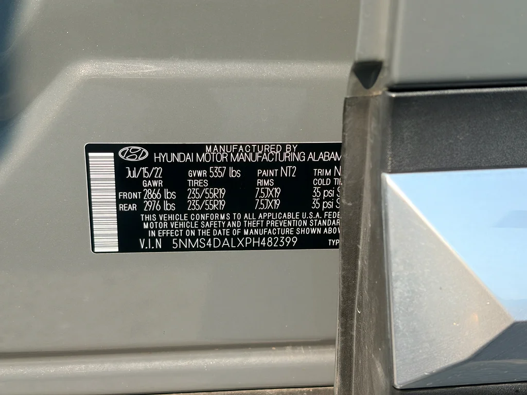 Used 2023 Hampton Gray Hyundai Limited image 37
