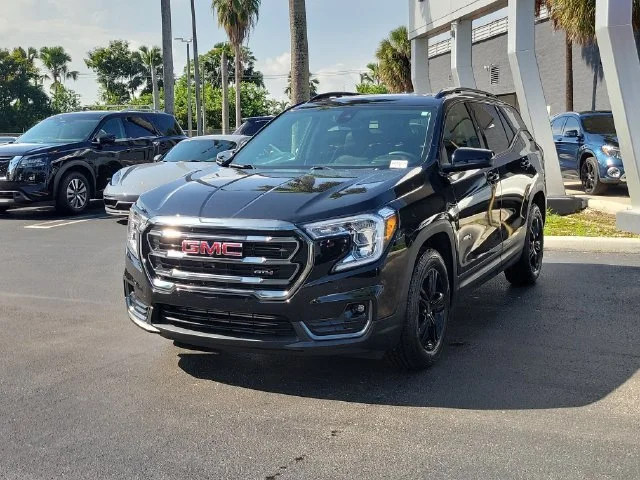 Used 2024 Black GMC AT4 image 31