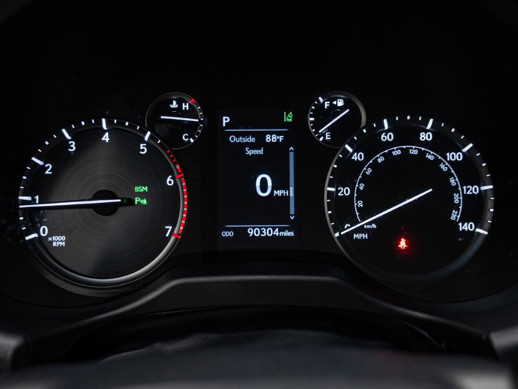 Used 2021 Black Lexus 460 image 30