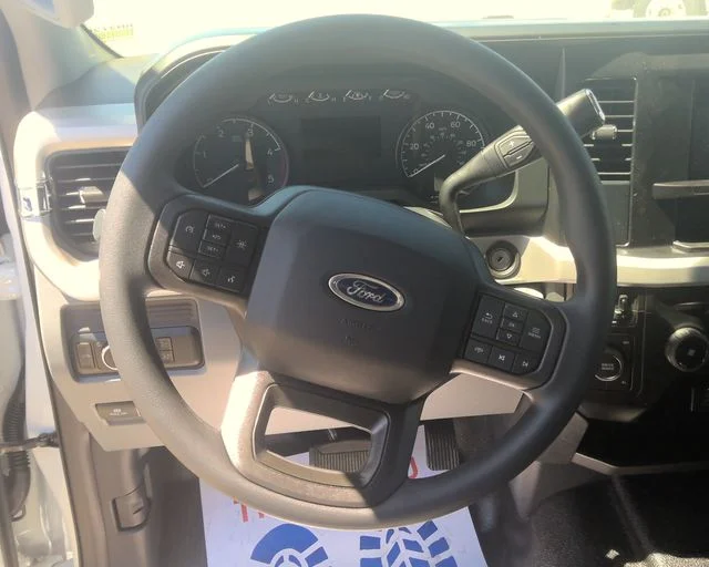 New 2026 Oxford White Ford XL image 17