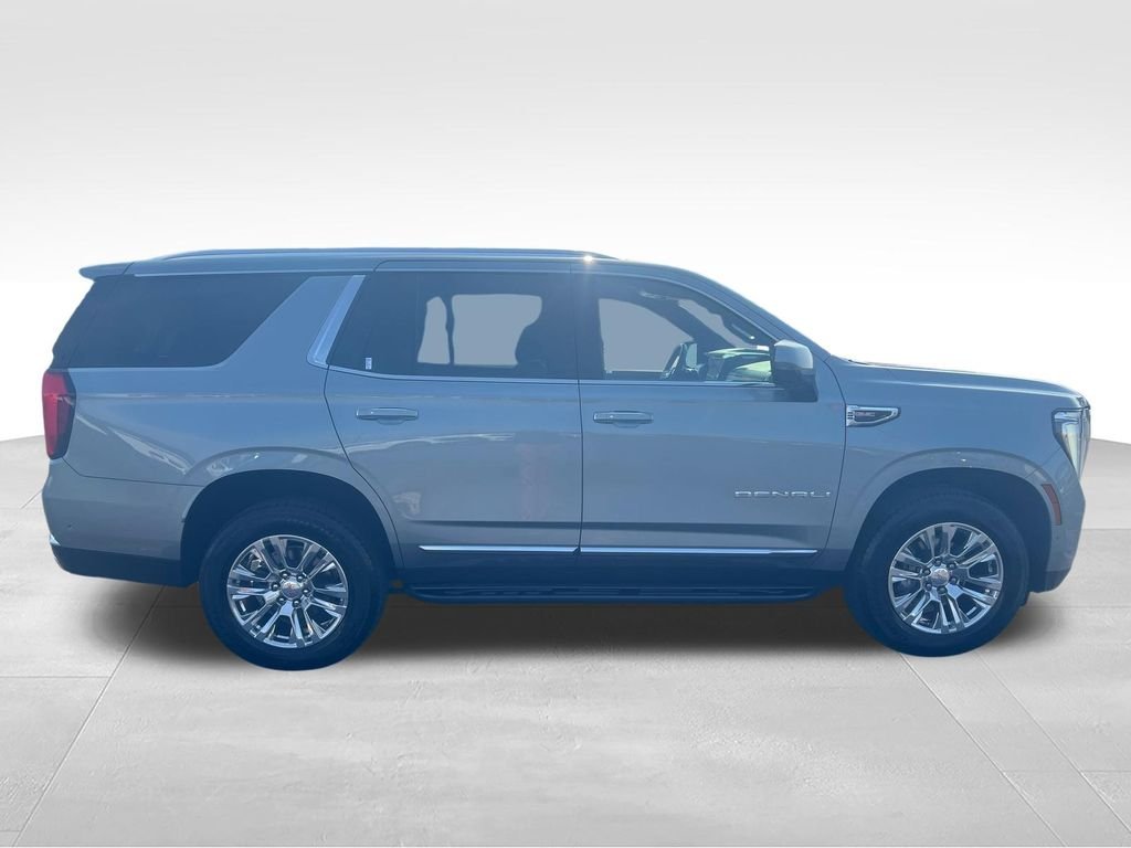 Used 2025 Silver GMC Denali image 7