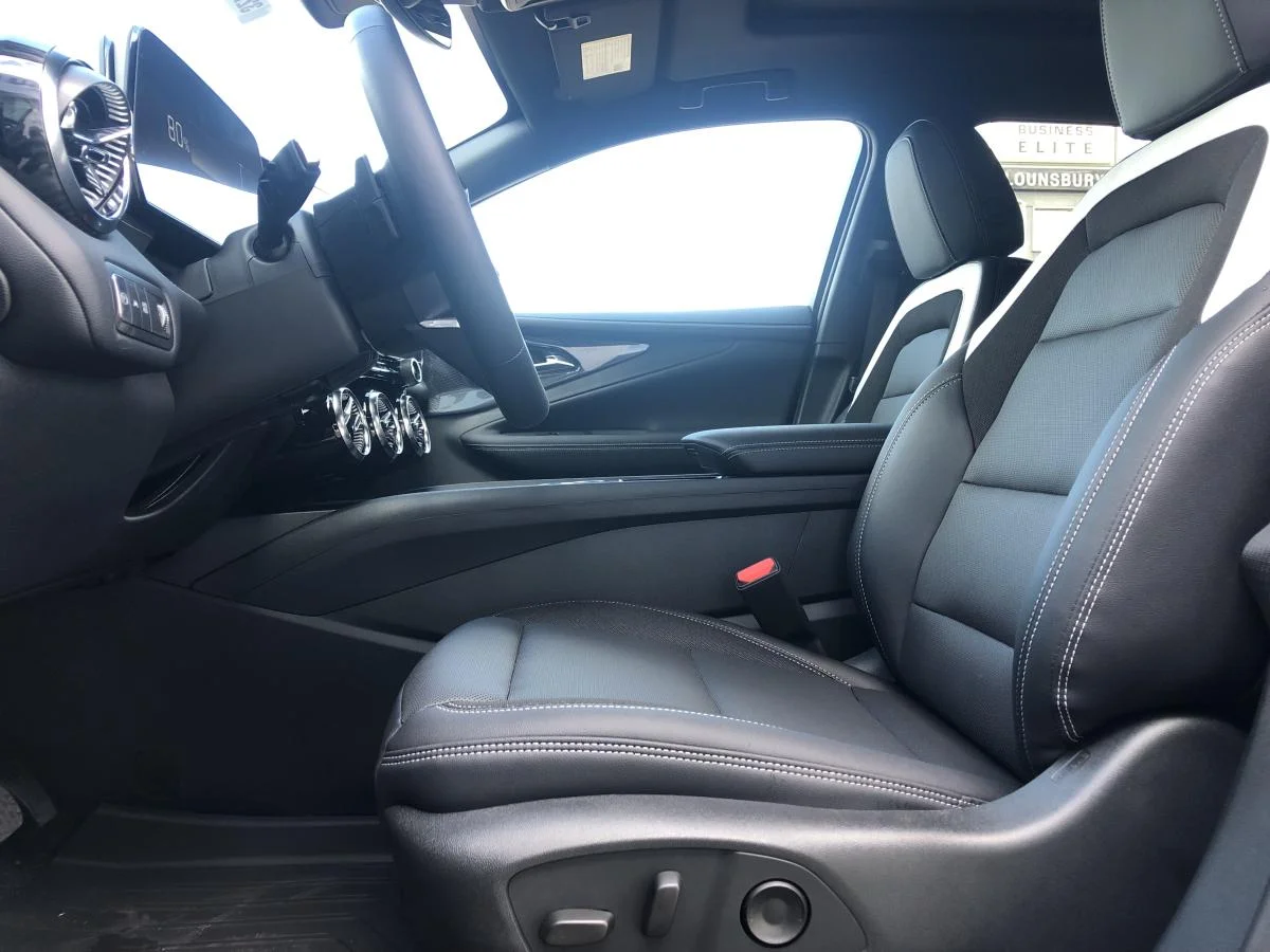 New 2026 Black Chevrolet Awd 4dr Lt image 10