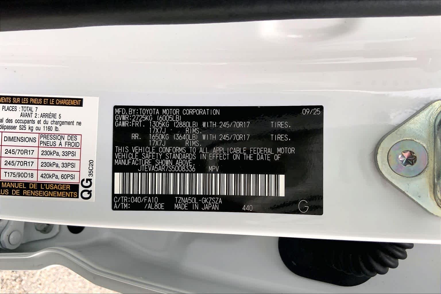 Used 2025 Ice Cap Toyota SR5 image 36