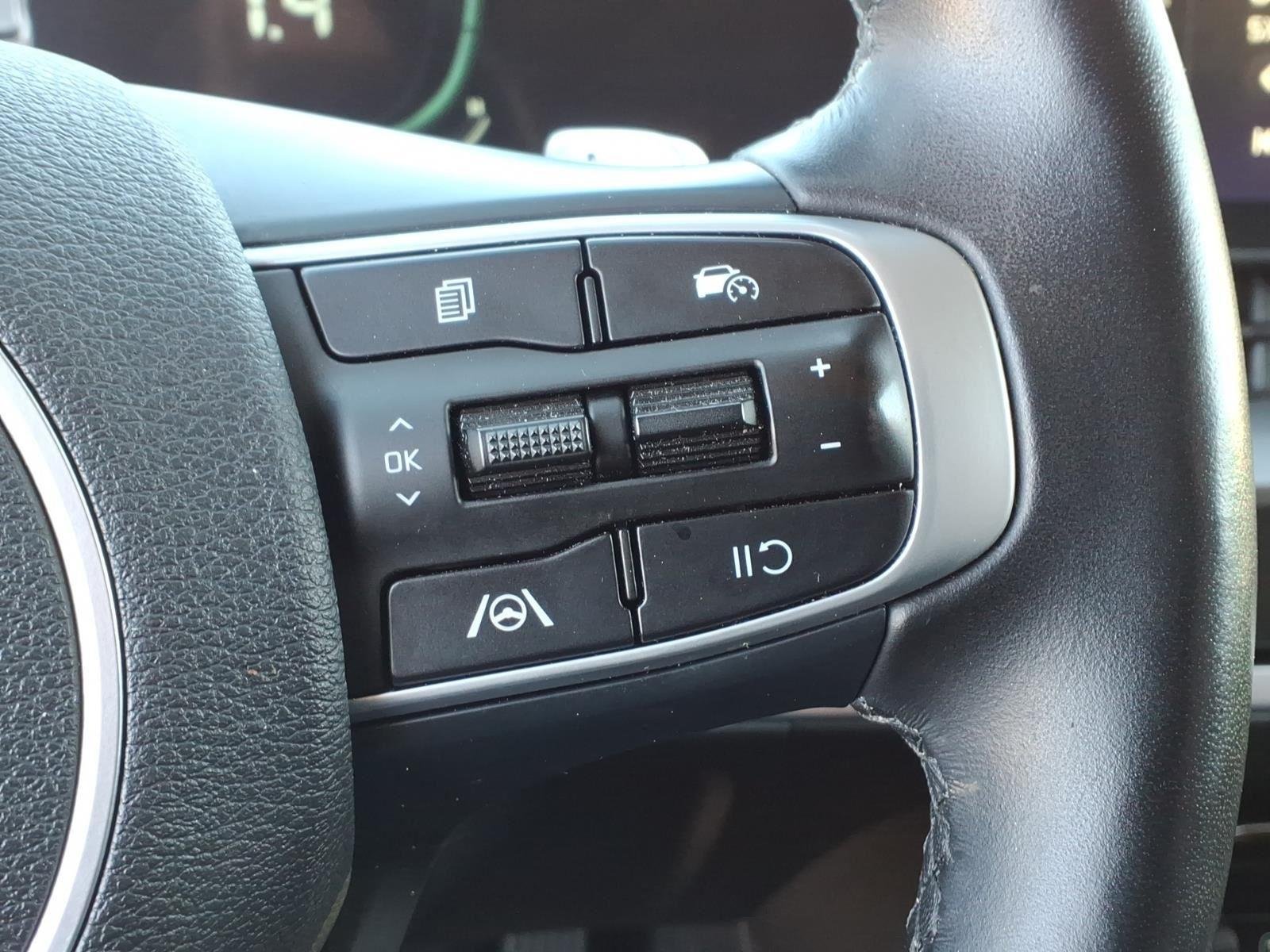 Used 2023 Fusion Black Kia EX image 20