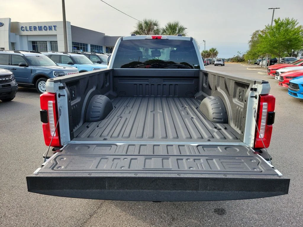 New 2026 White Ford XLT image 9