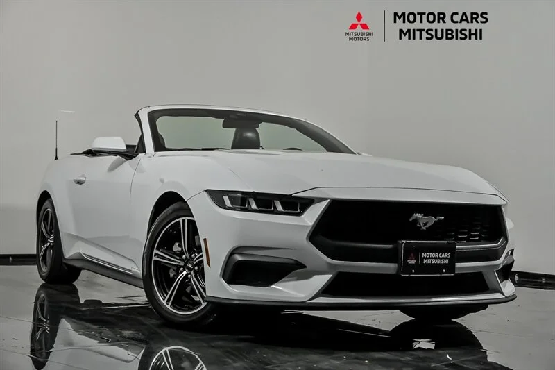 2024 Ford Mustang EcoBoost Premium Convertible's photo