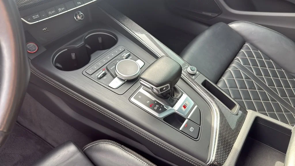 Used 2019 White Audi 3.0T Prestige image 23