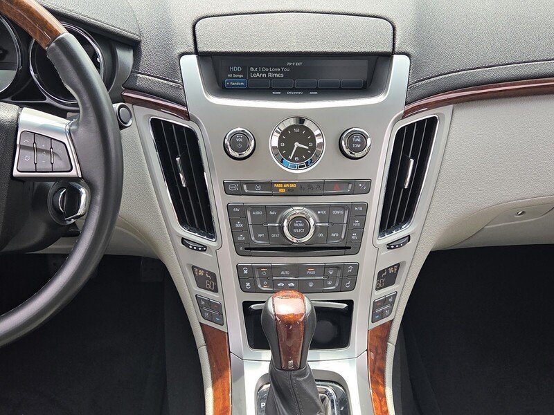 Used 2009 Crystal Red Tint CADILLAC 4DR SDN RWD W/1SA image 17