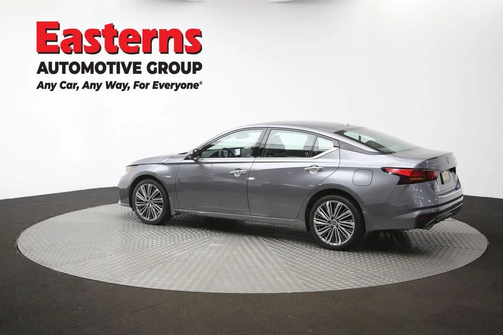 Used 2023 Gray Nissan 2.5 SL image 55