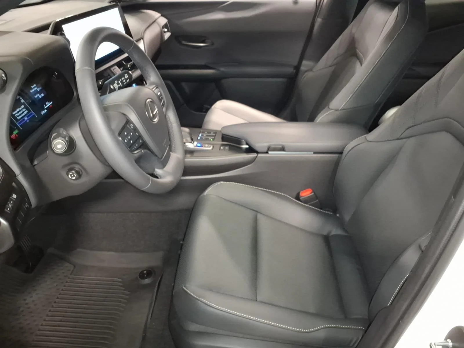 New 2026 Ultra White Lexus  image 5
