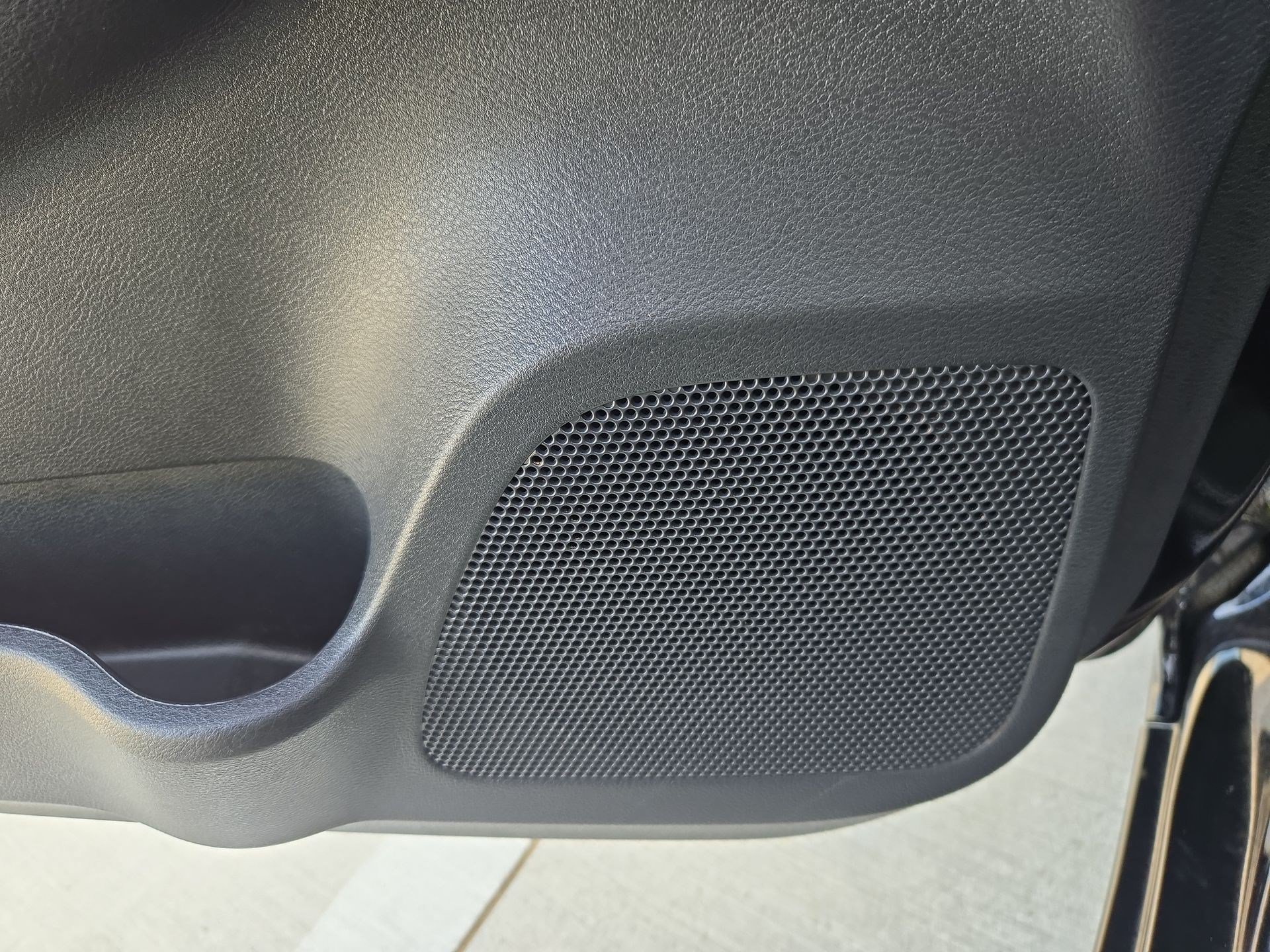Used 2024 Super Black Nissan SR image 13