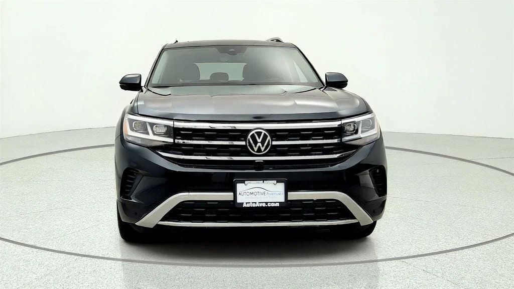 Used 2021 Racing Green Volkswagen 2021.5 SEL Premium w/ MIB3 Navigation & Panoramic Roof image 2