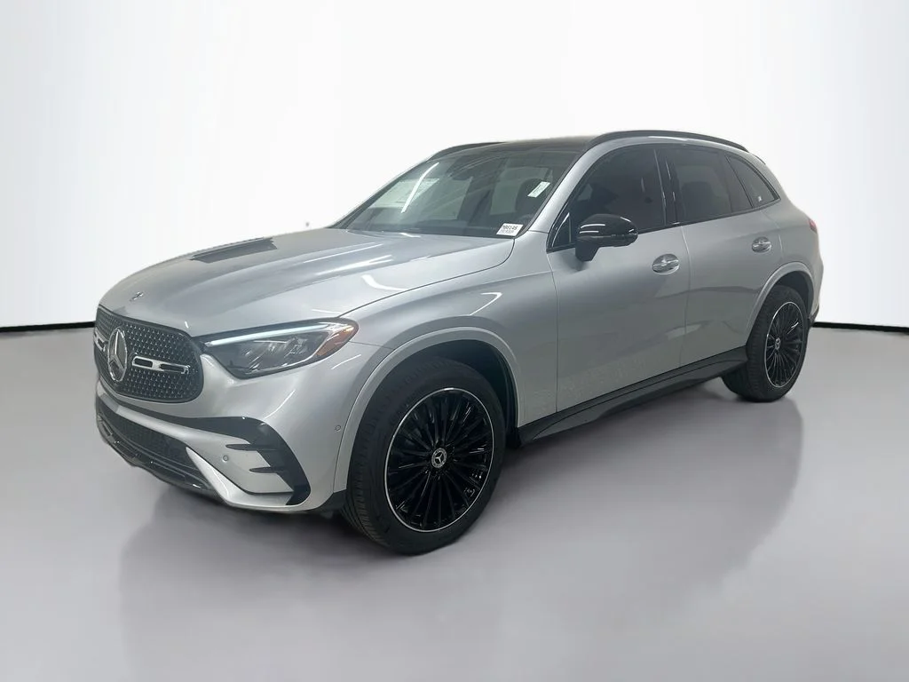 New 2026  Mercedes-Benz GLC 300 image 1