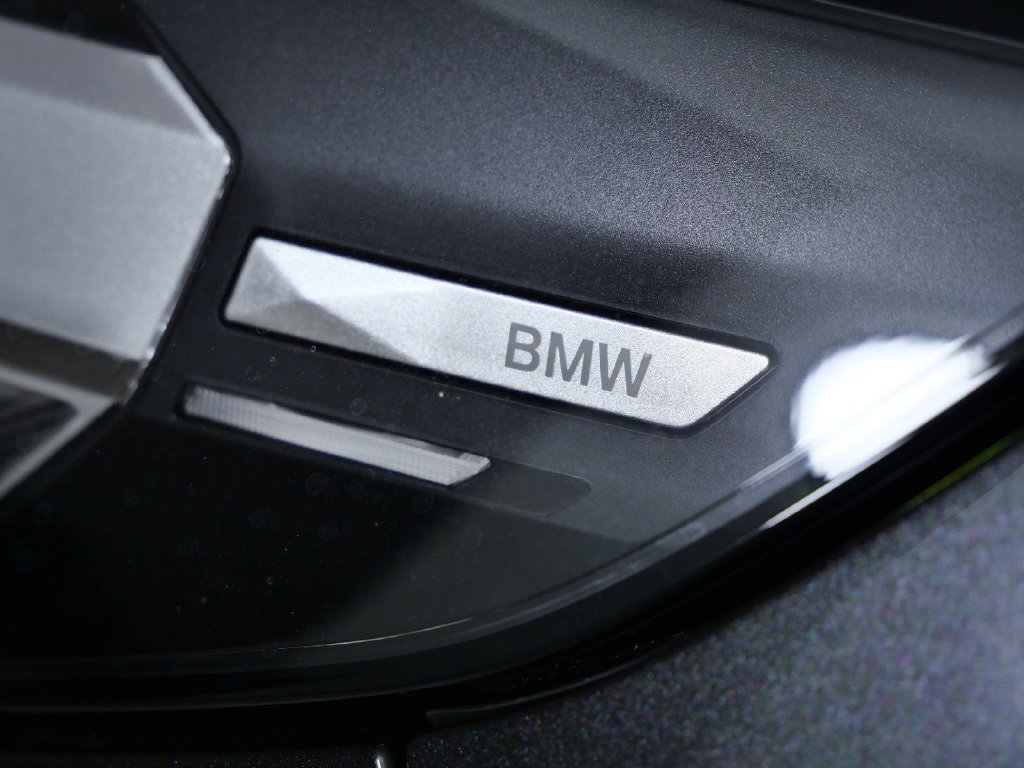 Used 2026 Dark Graphite Metallic BMW 30 xDrive image 5