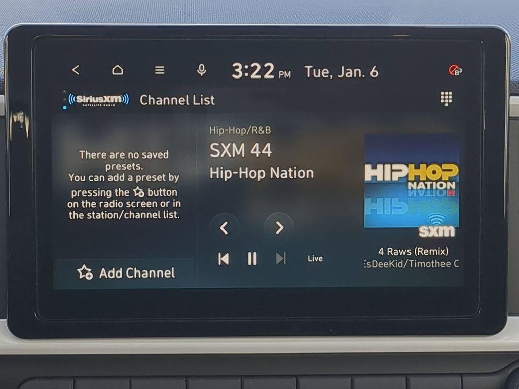 2025 Hyundai Venue Limited - Photo 20