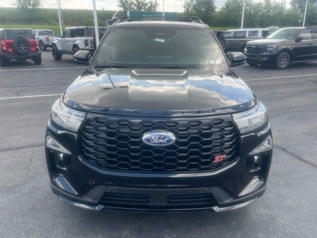 New 2026 Agate Black Metallic Ford ST image 2
