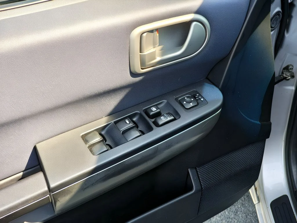 2005 Mitsubishi Endeavor LS - Photo 12