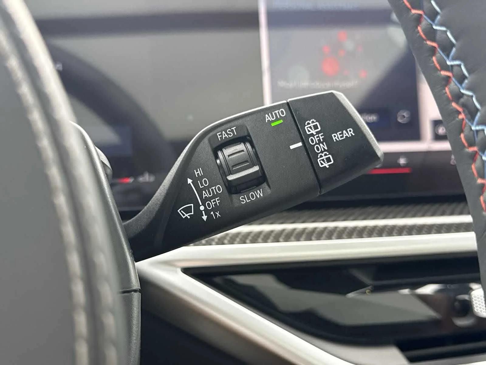 New 2026 Skyscraper Grey Metallic BMW M60i image 28