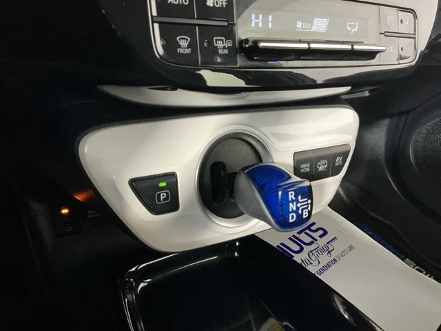 Used 2017 Blue Toyota Plus image 21