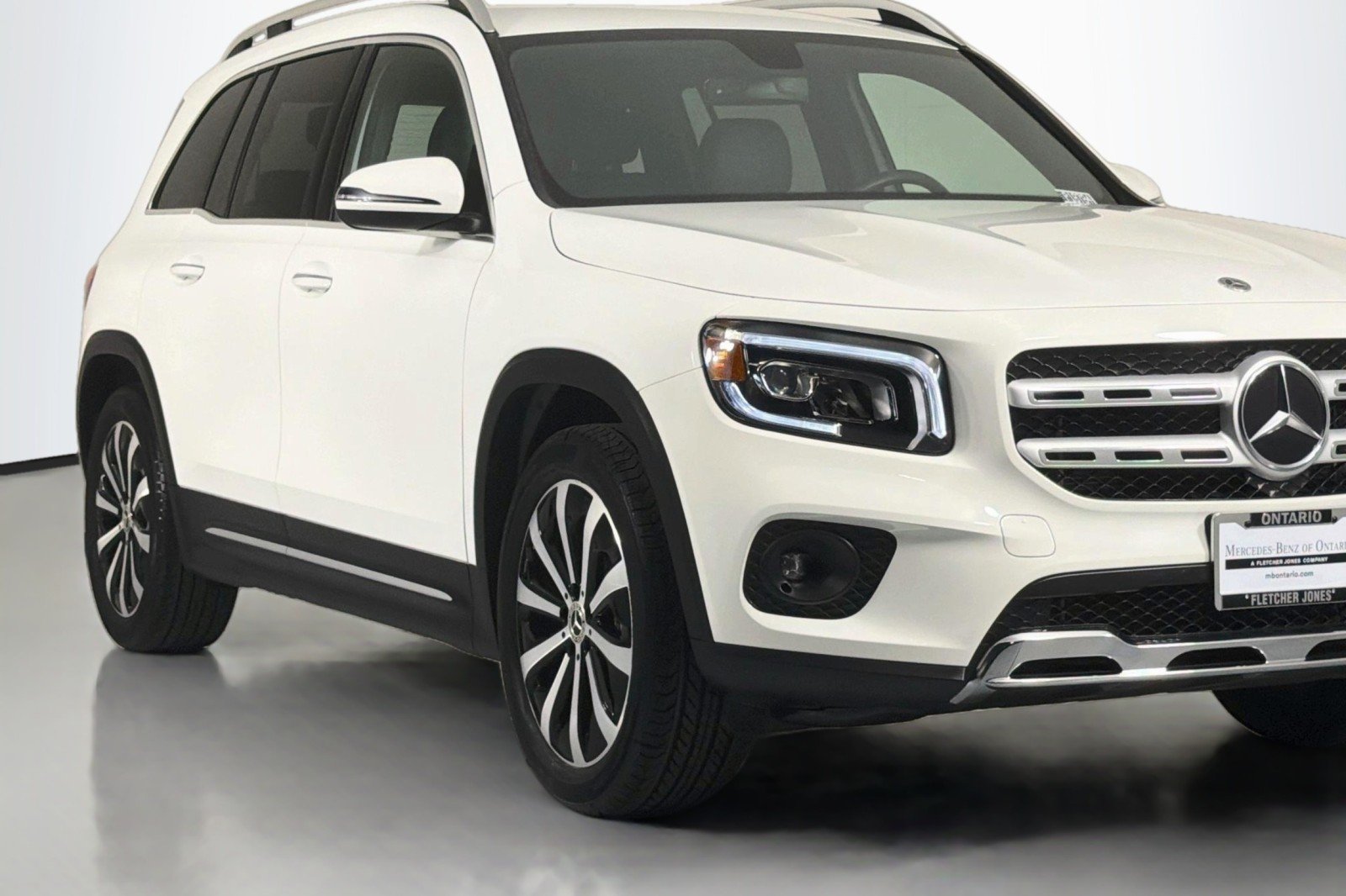 Used 2023 Polar White Mercedes-Benz 250 image 13