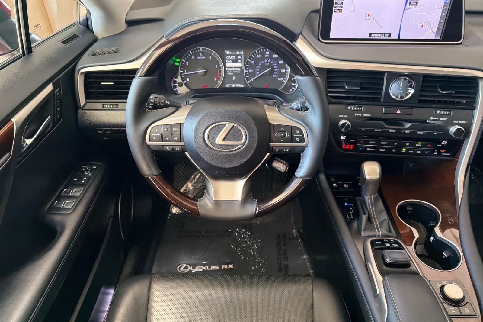 Used 2019 Matador Red Mica Lexus  image 15