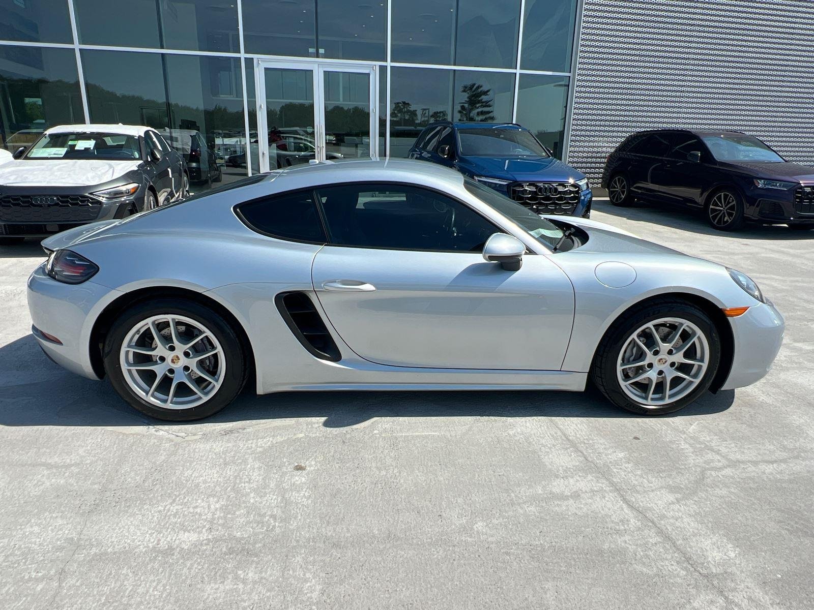 Used 2018 Rhodium Silver Metallic Porsche 718 Cayman image 4