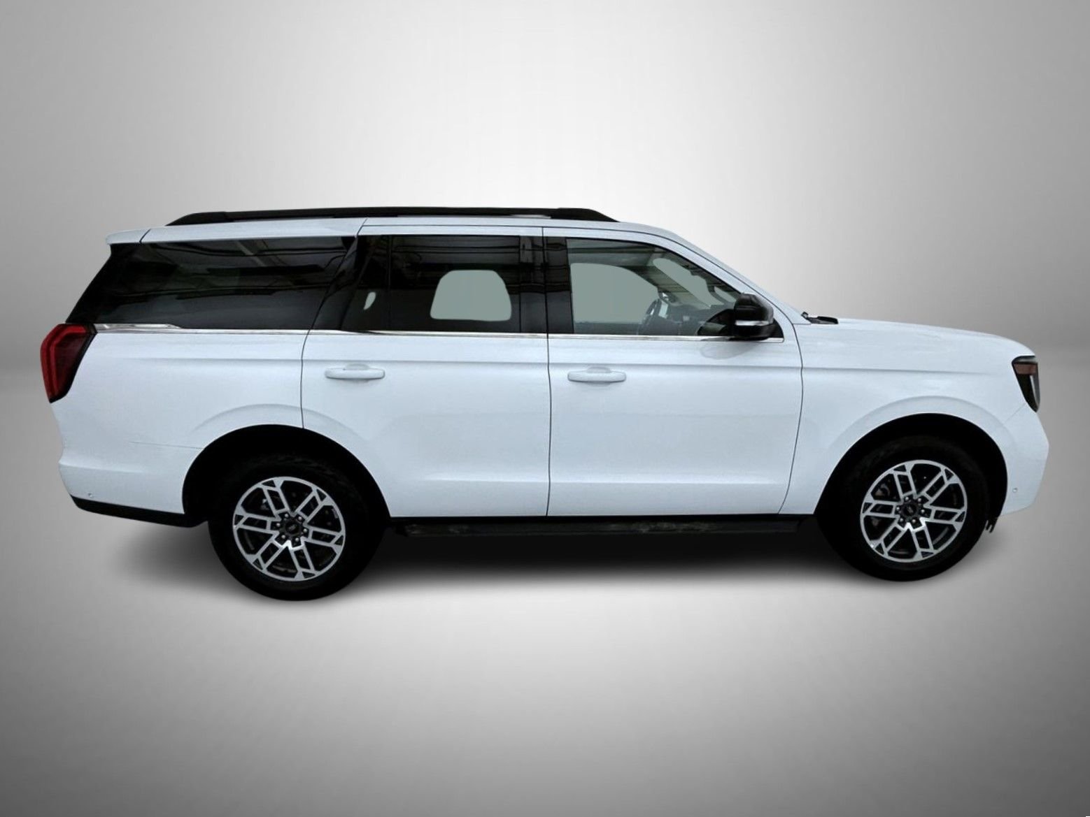 Used 2025 White Ford Active image 4
