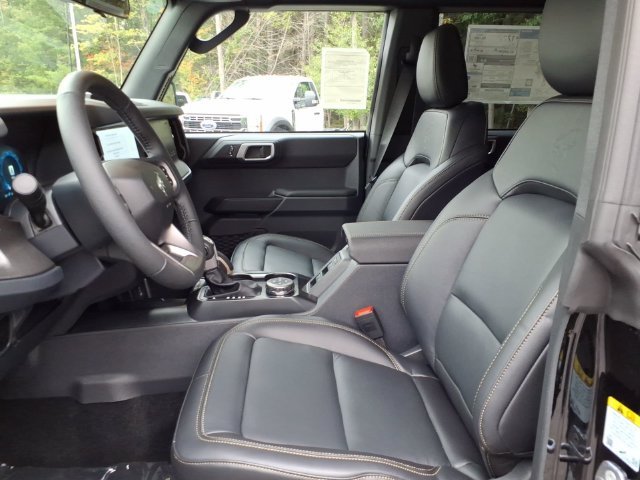 New 2026 Shadow Black Ford Badlands® image 9
