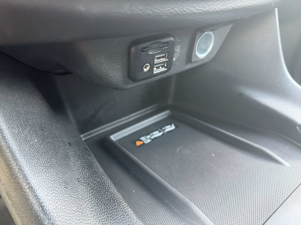 Used 2023 Black Chevrolet Premier image 22