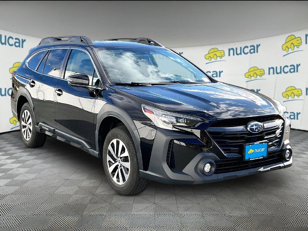 Used 2023 Crystal Black Silica Subaru Premium image 1