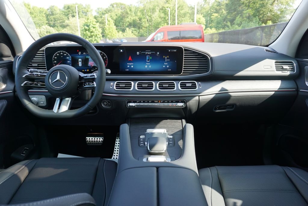 New 2026 MANUFAKTUR Alpine Grey Mercedes-Benz GLS 450 image 39