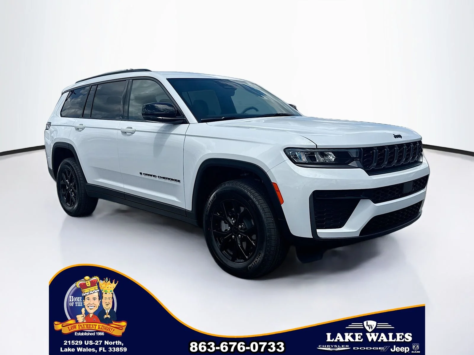 New 2026 Bright White Clear-Coat Exterior Paint Jeep Altitude image 1