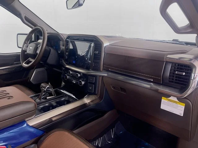 New 2026 Star White Metallic Tri-Coat Ford King Ranch image 31