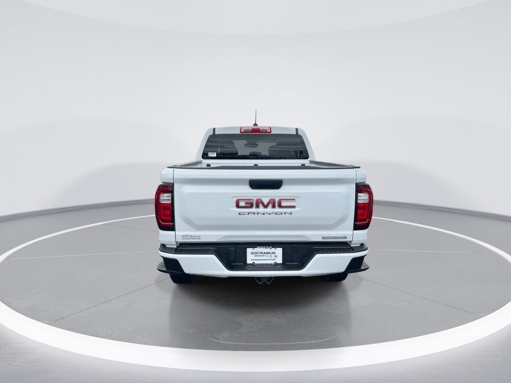 Used 2024 White GMC Elevation image 7
