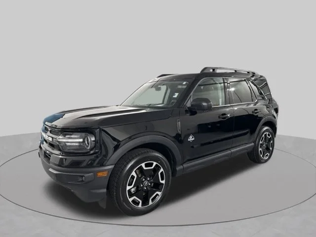 Used 2024 Black Ford Outer Banks image 3