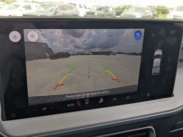 Used 2025 White Ford XL image 17
