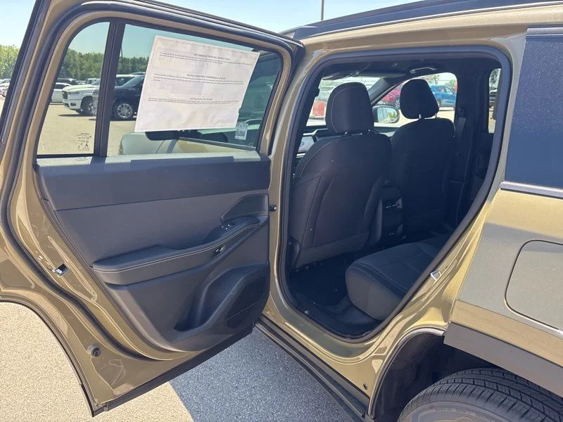 New 2026 41 Exterior Paint Jeep Laredo image 11