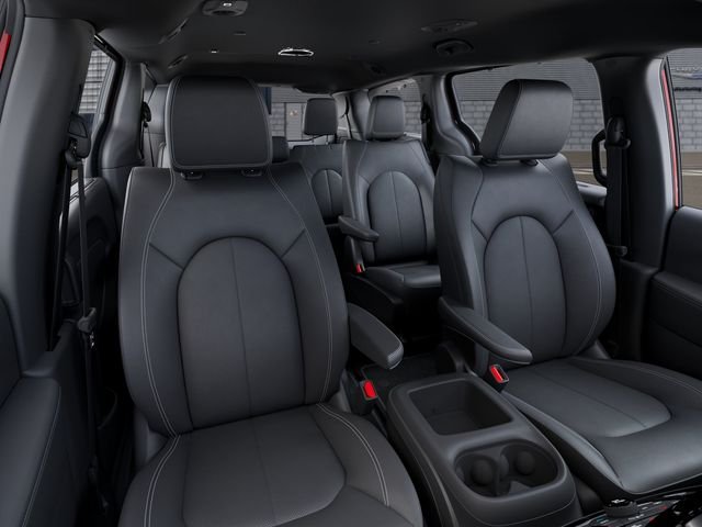 New 2027 Red Hot Pearl-Coat Exterior Paint Chrysler Select image 17