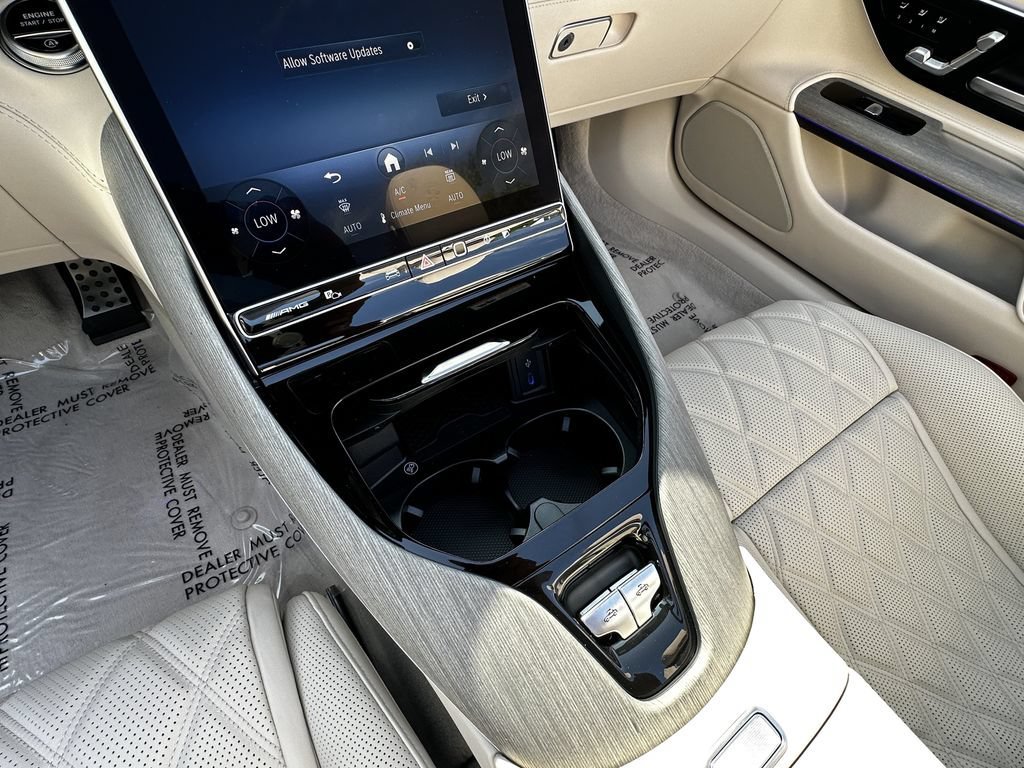 New 2026 MANUFAKTUR Moonlight White Metallic Mercedes-Benz AMG® SL 43 image 61
