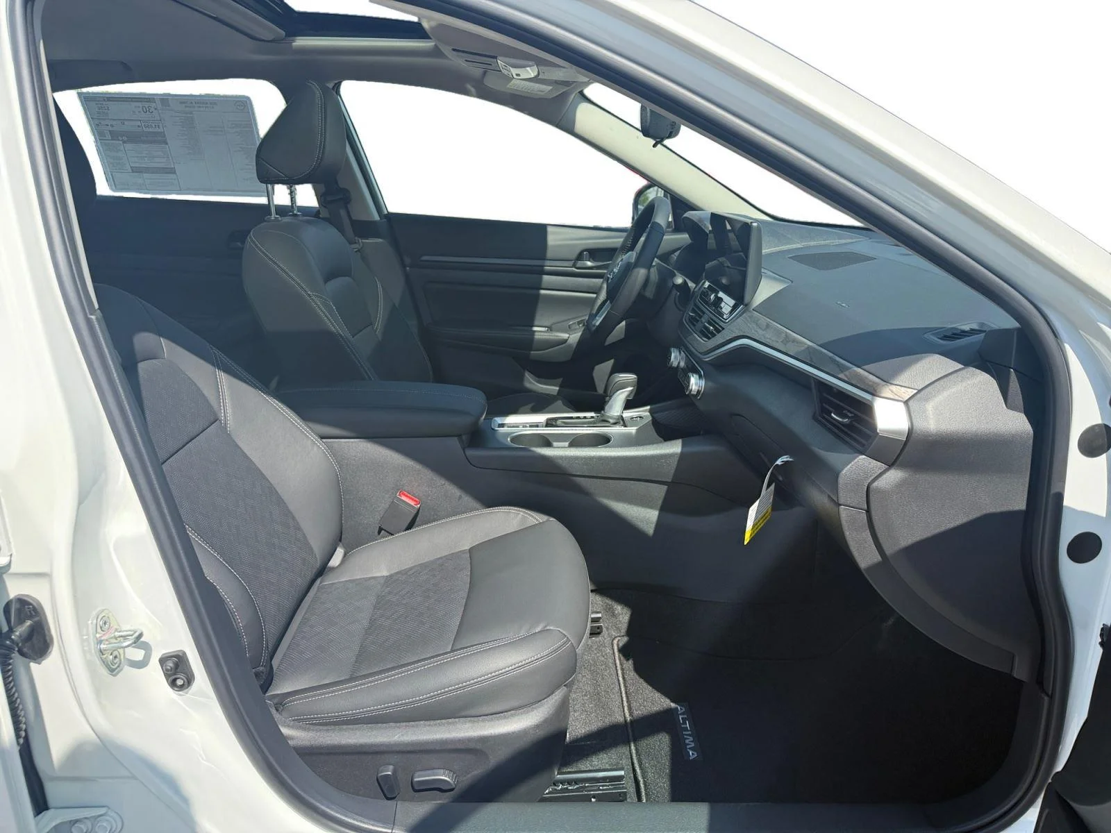 New 2026 Pearl White Tricoat Nissan SV image 15